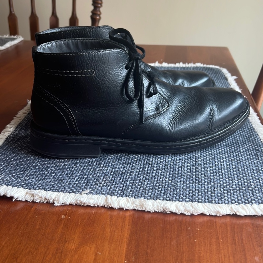 Mens Clark’s collection soft cushion shoes
